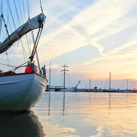 First 2-3 Apartment Sellin (Rugen)