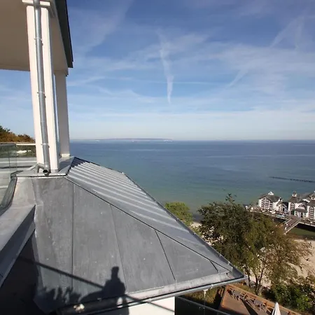 First 2-3 Apartment Sellin (Rugen)