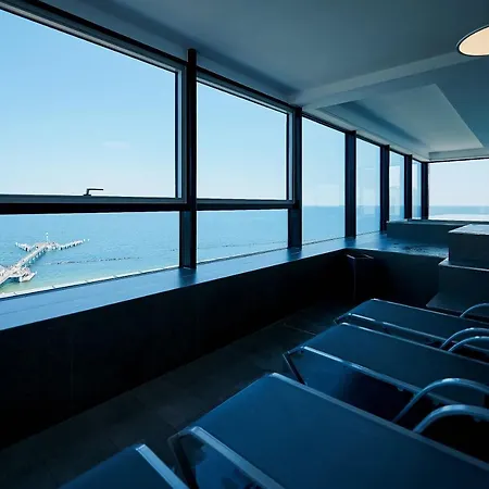 Pool Und Sauna Mit Meerblick, Direkt An Der Seebruecke - First 2-3 * Sellin (Rugen)