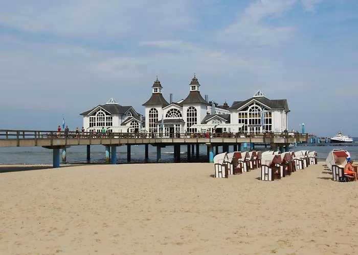 First 2-3 Apartament *