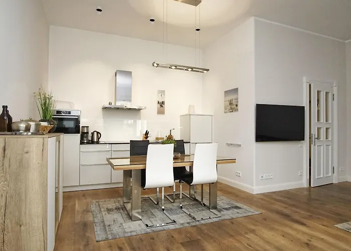 First 2-3 * Sellin (Rugen)